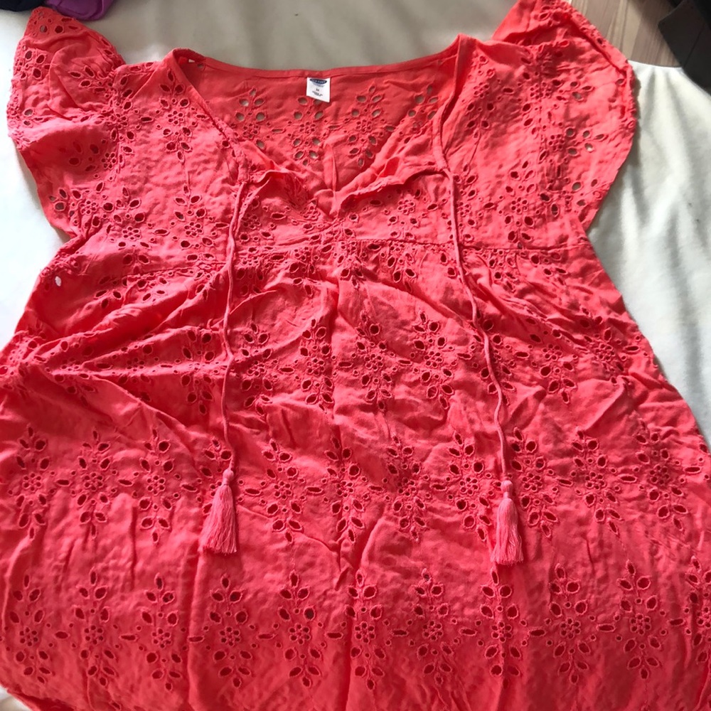 Old navy eyelet top